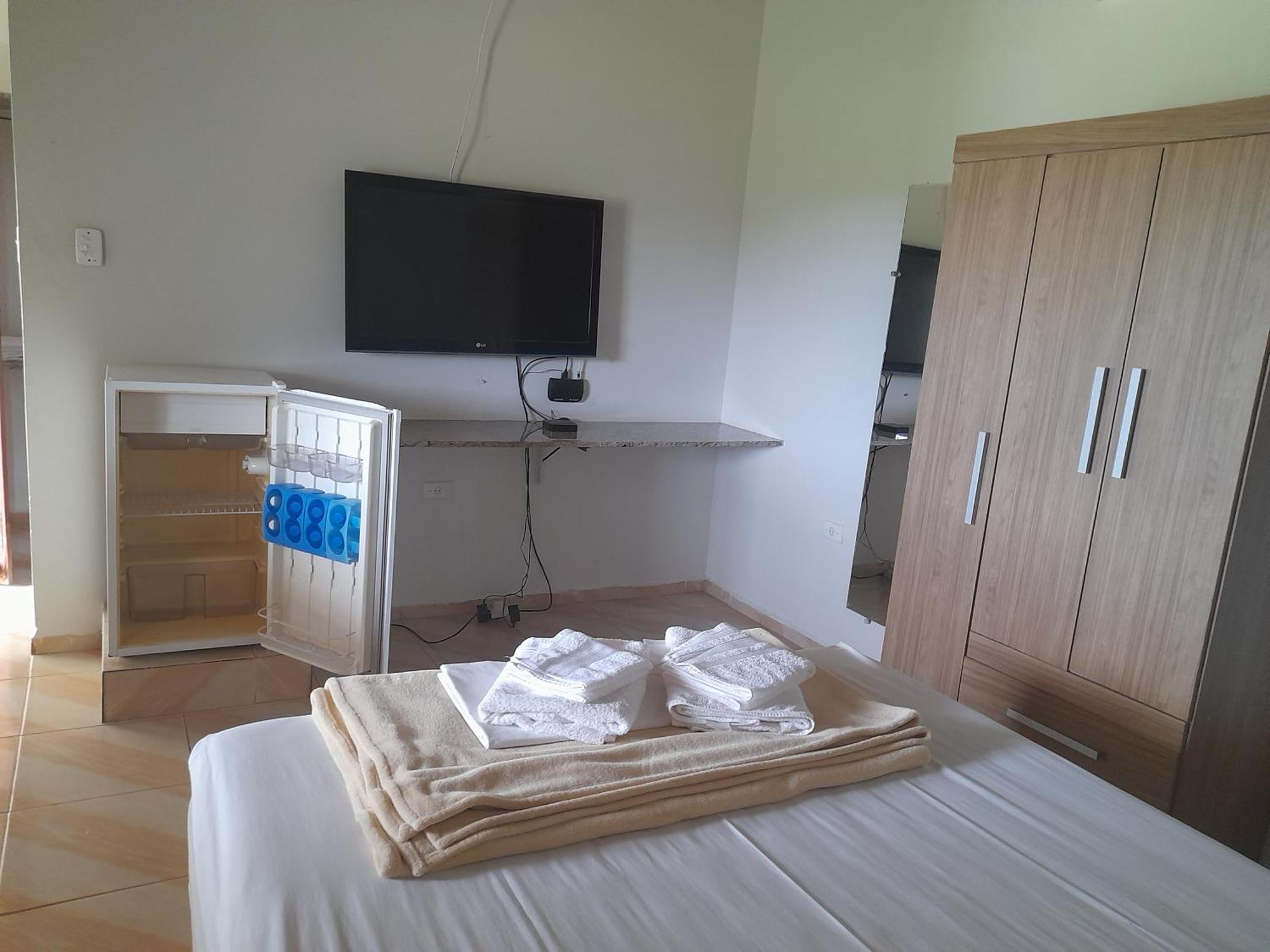 Hotel Fazenda Recanto Do Monte Alegre ปิราชู ภายนอก รูปภาพ
